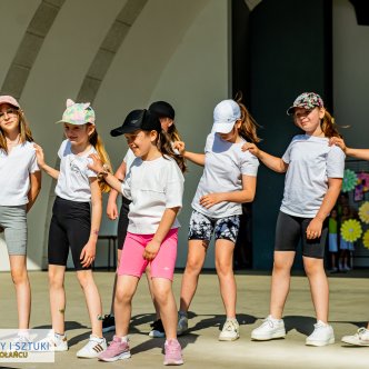 POŁANIEC DZIECIOM - ARTYSTYCZNIE CENTRUM KULTURY I SZTUKI