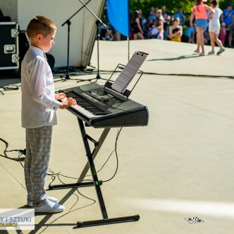 POŁANIEC DZIECIOM - ARTYSTYCZNIE CENTRUM KULTURY I SZTUKI