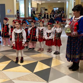 TRADYCYJNY "KOGUCIK" PRZEDSZKOLAKI W CENTRUM KULTURY I SZTUKI