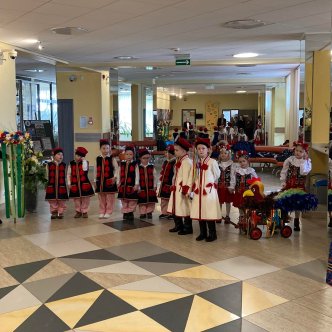 TRADYCYJNY "KOGUCIK" PRZEDSZKOLAKI W CENTRUM KULTURY I SZTUKI