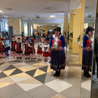 TRADYCYJNY "KOGUCIK" PRZEDSZKOLAKI W CENTRUM KULTURY I SZTUKI