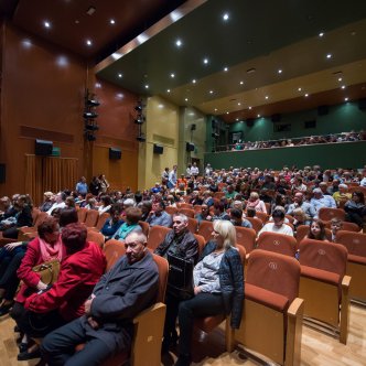 Kielecki Teatr Tańca "JAZZ DANCE BACK AND FORTH"